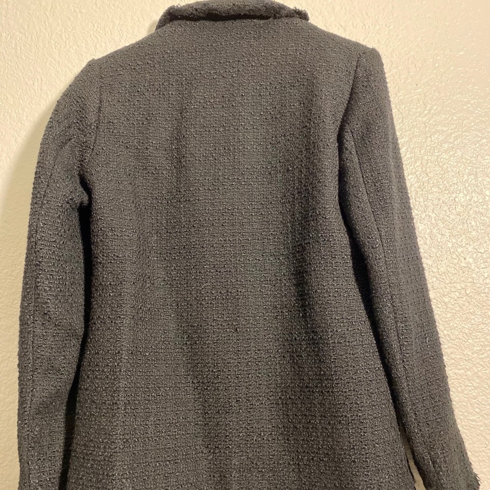 Blazer - Picture 7 of 7